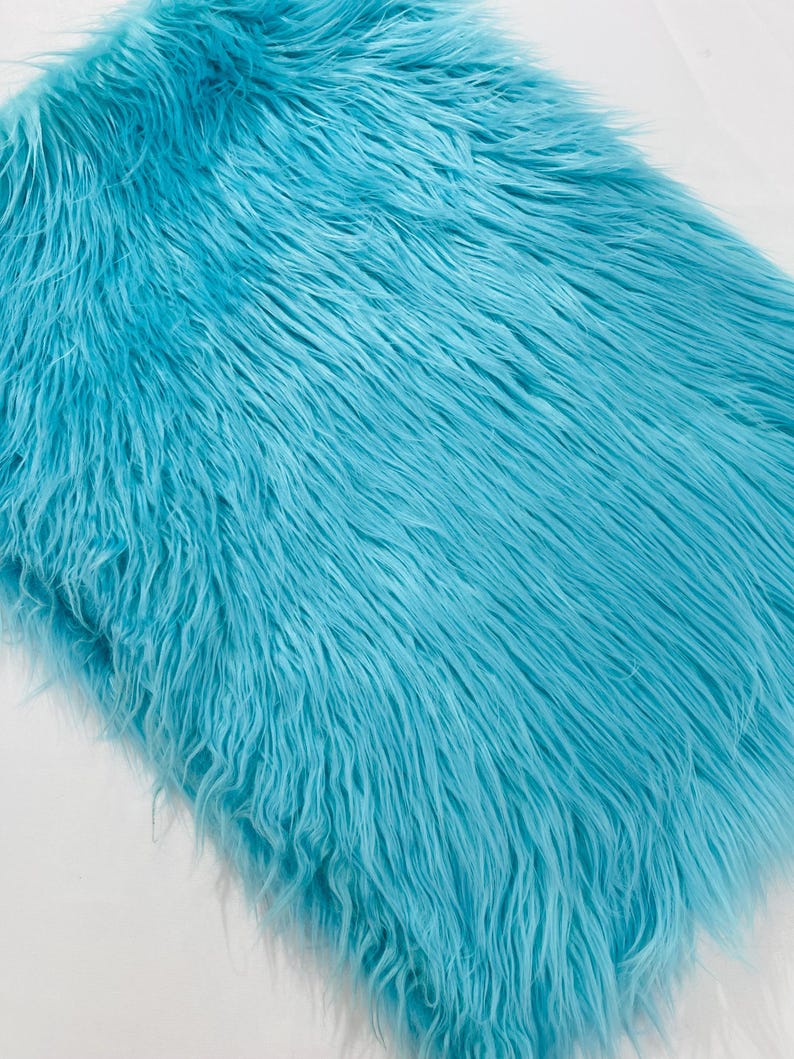 SHAGGY VEGGAN FAUX FUR (by the yard)