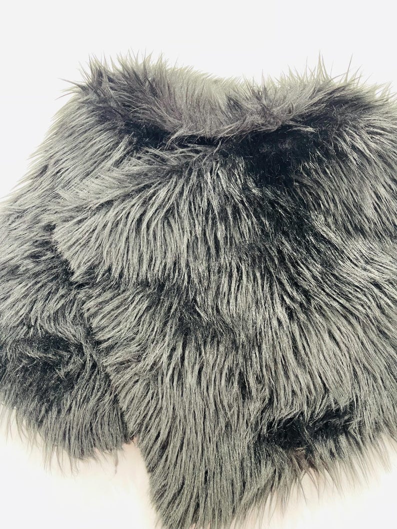 SHAGGY VEGGAN FAUX FUR (by the yard)