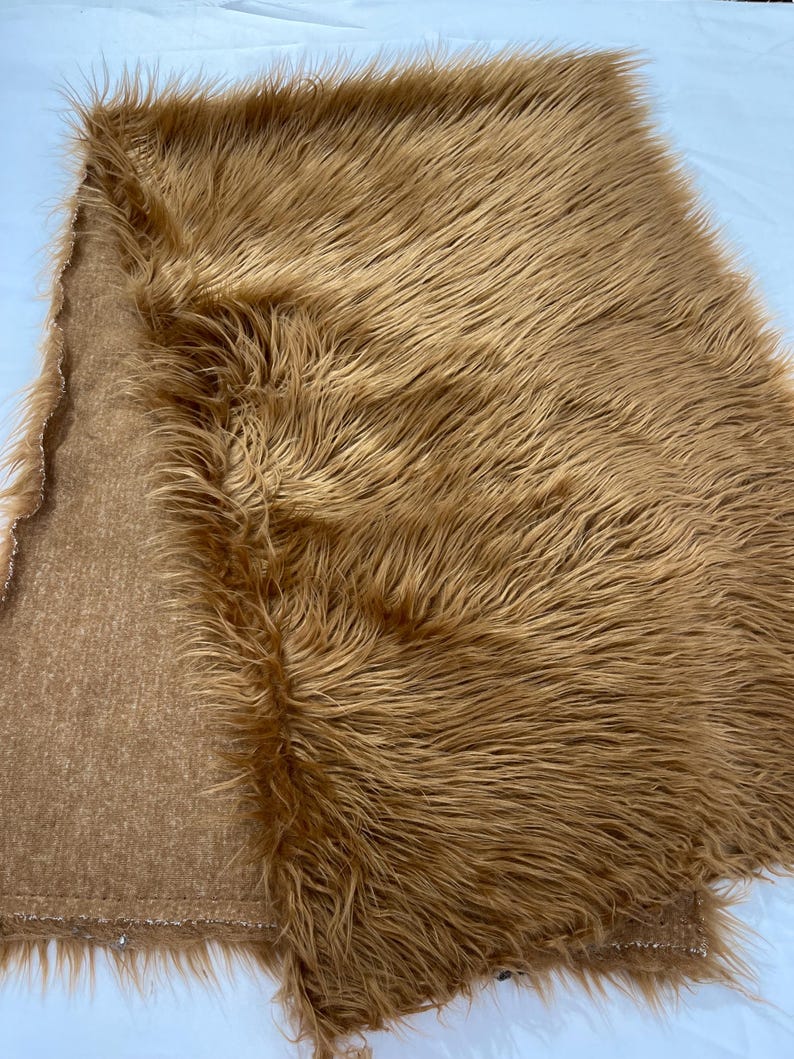 SHAGGY VEGGAN FAUX FUR (by the yard)