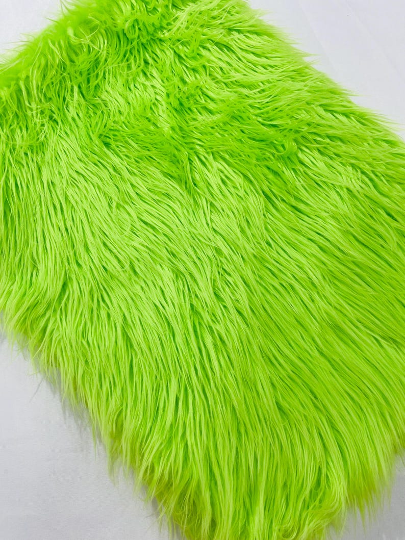 SHAGGY VEGGAN FAUX FUR (by the yard)