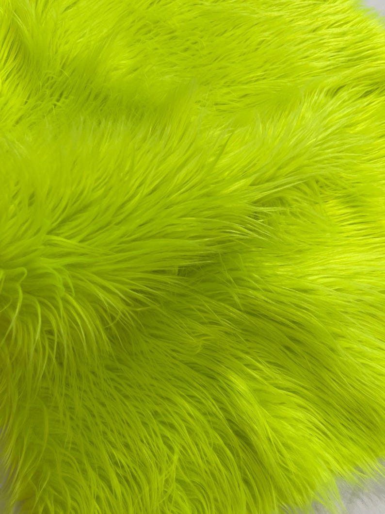 SHAGGY VEGGAN FAUX FUR (by the yard)