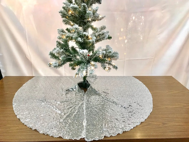 48" Round Decorative Sequins Tree Skirt for Christmas/Thanksgiving Day