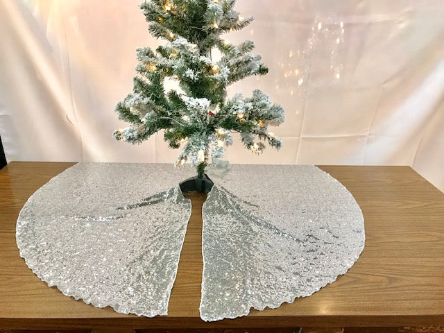 48" Round Decorative Sequins Tree Skirt for Christmas/Thanksgiving Day